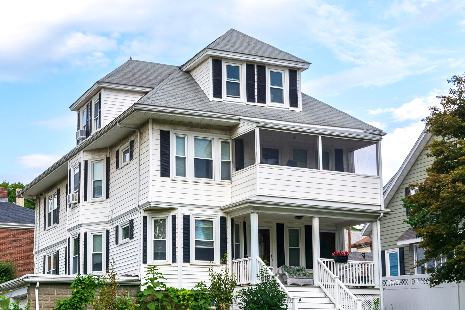 Hip Roof Overhang